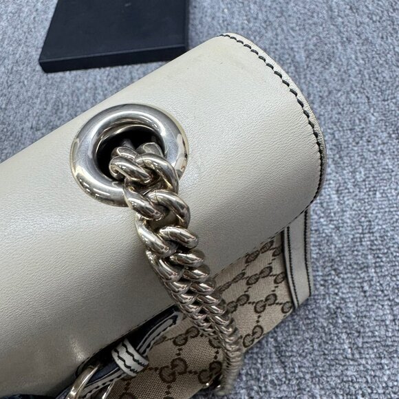 GUCCI Emily Brown Canvas Shoulder Bag 580-071825 - Picture 5 of 16